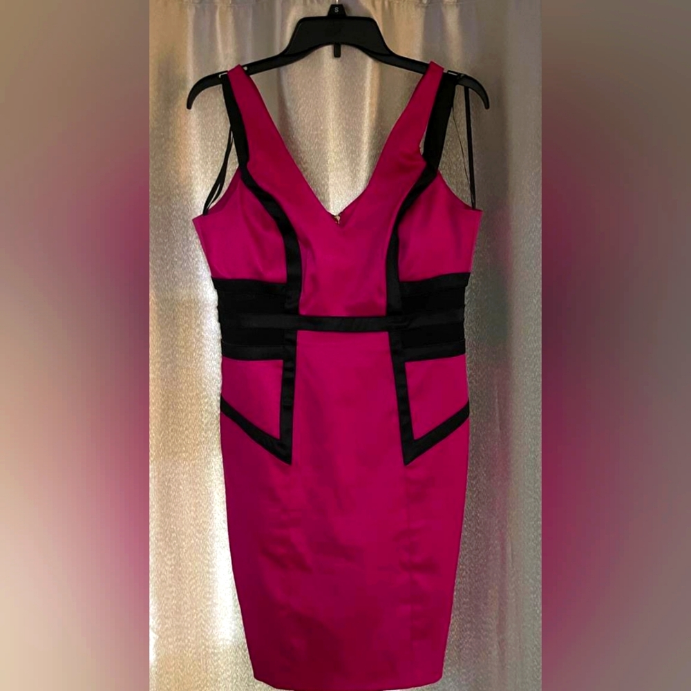 XOXO, 9/10, Fuschia and Black